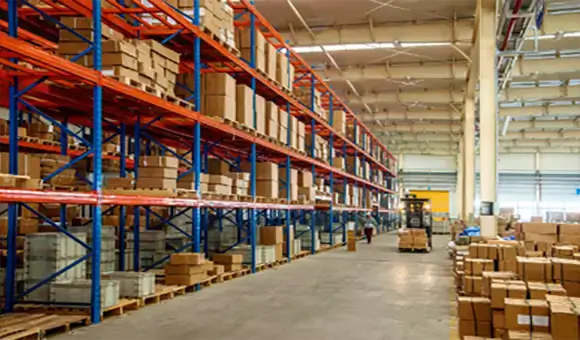 Integrated warehouse-delivery services